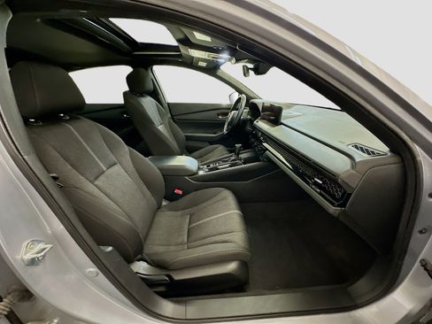 Used 2023 Honda Accord Sport image 31