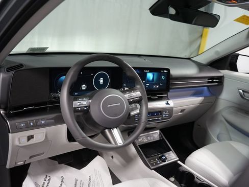 Used 2026 Hyundai Kona Limited FWD image 11