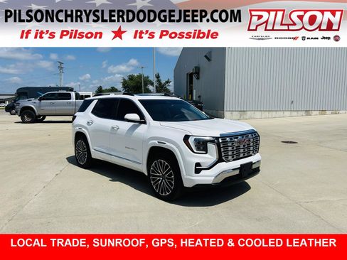 Used 2026 GMC Terrain Denali AWD/4WD image 1