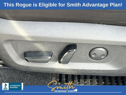 Used 2023 Nissan Rogue SV image 16