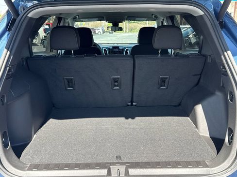 Used 2024 Chevrolet Equinox LT image 19