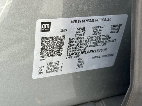 Used 2025 GMC Yukon XL Denali AWD/4WD image 45
