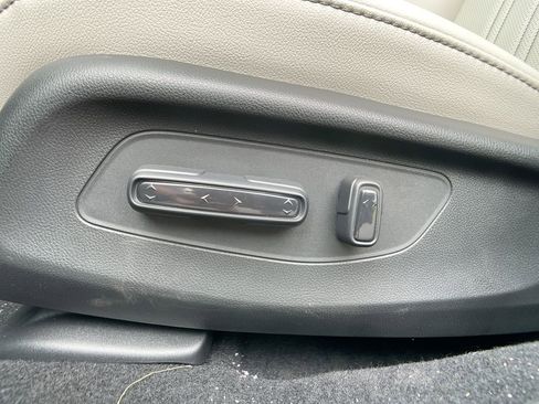 New 2026 Honda HR-V EX-L image 12