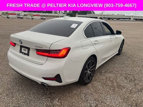 Used 2019 BMW 330i Sedan w/ Convenience Package RWD image 4