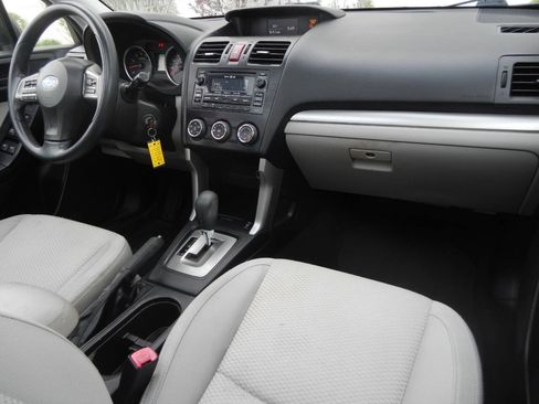 Used 2015 Subaru Forester 2.5i Premium w/ All-Weather Package AWD/4WD image 34