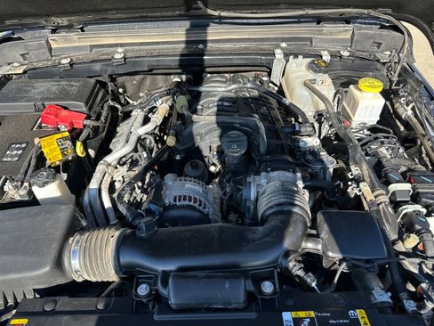 Used 2023 Jeep Gladiator Rubicon w/ Cold Weather Group image 24