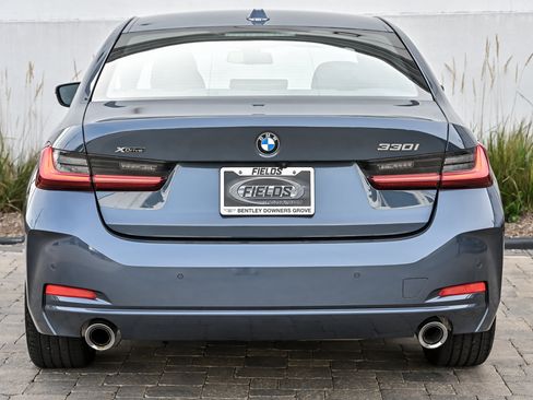 Used 2025 BMW 330i xDrive Sedan AWD/4WD image 6