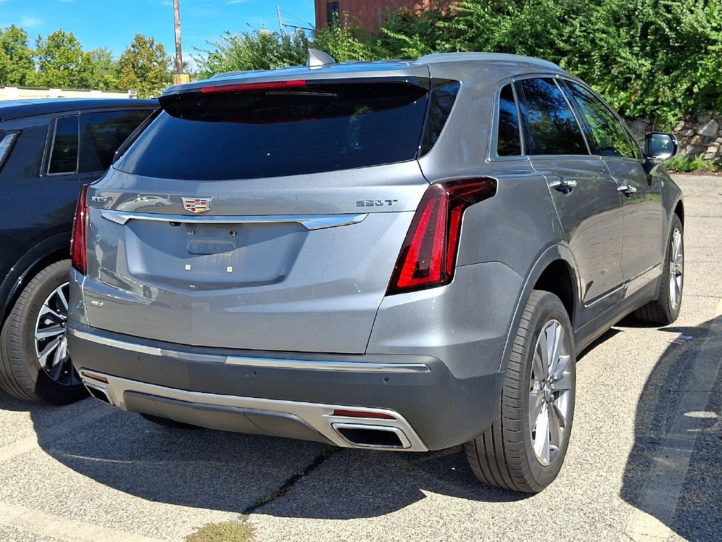 Certified 2023 Cadillac XT5 Premium Luxury AWD/4WD image 3
