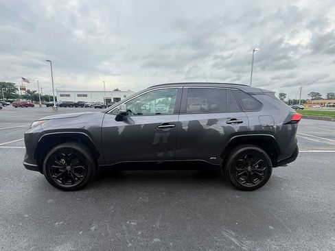 Certified 2025 Toyota RAV4 SE AWD/4WD image 5