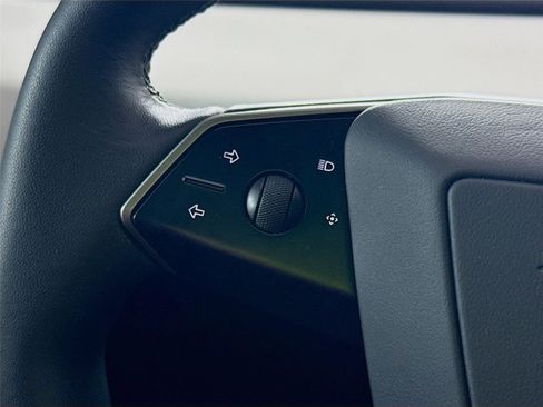 Used 2024 Tesla Cybertruck AWD Crew Cab image 5