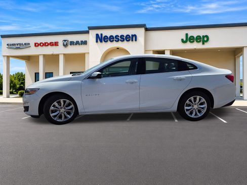 Used 2024 Chevrolet Malibu LT FWD image 4