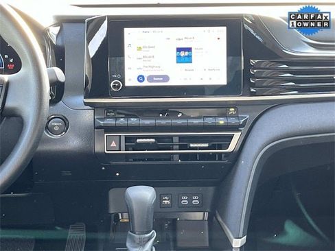 Used 2025 Toyota Camry XLE image 15