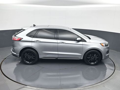 Used 2022 Ford Edge ST-Line w/ Class II Trailer Tow Package AWD/4WD image 16