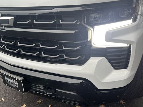 Certified 2024 Chevrolet Silverado 1500 LT Trail Boss w/ Convenience Package II image 6