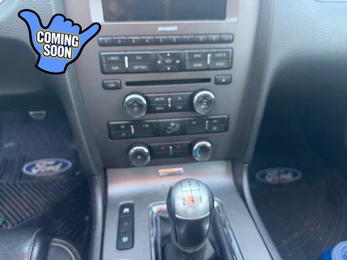 Used 2010 Ford Mustang Coupe RWD image 13