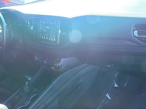 Used 2022 Dodge Durango GT image 12