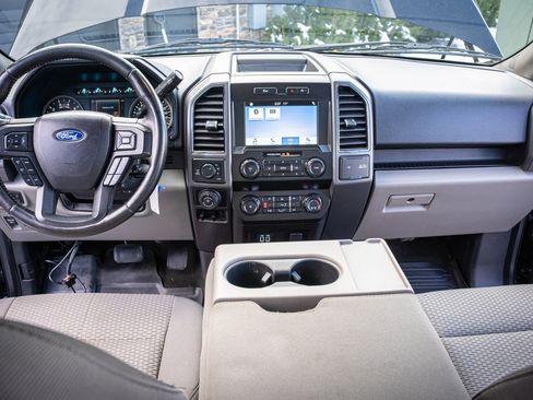 Used 2019 Ford F150 XLT w/ Equipment Group 302A Luxury image 29