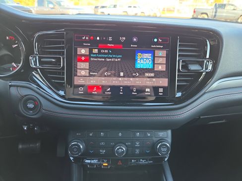 Certified 2023 Dodge Durango GT image 20