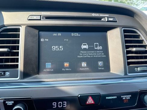 Used 2017 Hyundai Sonata SE FWD image 14