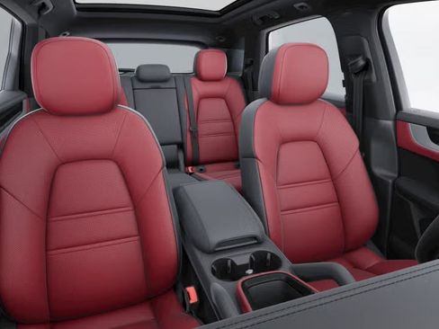 New 2026 Porsche Cayenne image 5