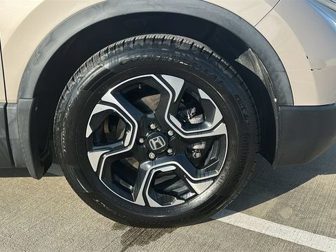 Used 2018 Honda CR-V Touring image 16