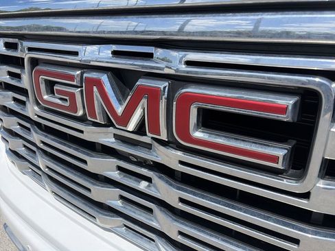 Certified 2023 GMC Sierra 1500 Denali AWD/4WD image 35
