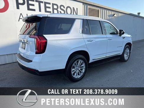 Used 2024 GMC Yukon SLT AWD/4WD image 4