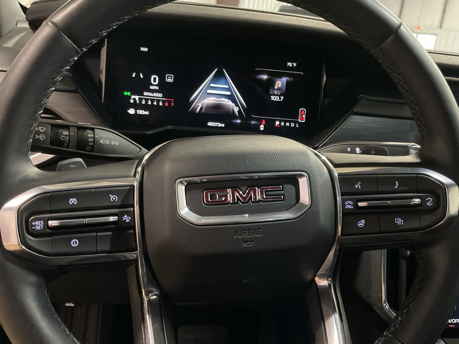 Used 2024 GMC Acadia Elevation w/ Luxury Package FWD image 17