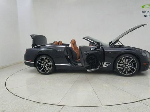Used 2022 Bentley Continental GT AWD/4WD image 78