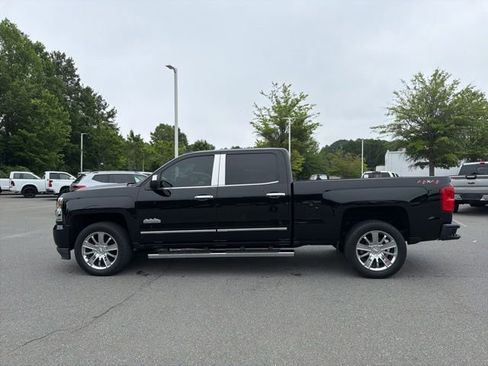 Used 2018 Chevrolet Silverado 1500 High Country AWD/4WD image 2