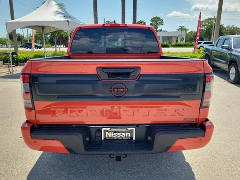 Certified 2025 Nissan Frontier PRO-4X w/ Pro Convenience Package AWD/4WD image 3