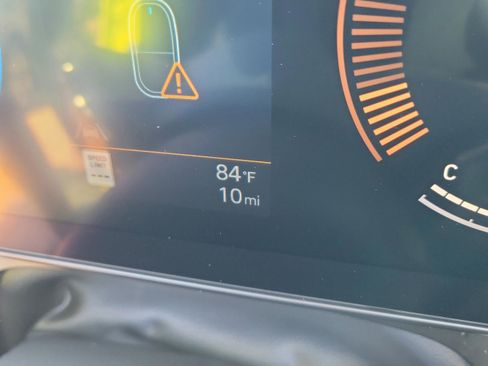 New 2026 Hyundai Kona SEL Premium image 24