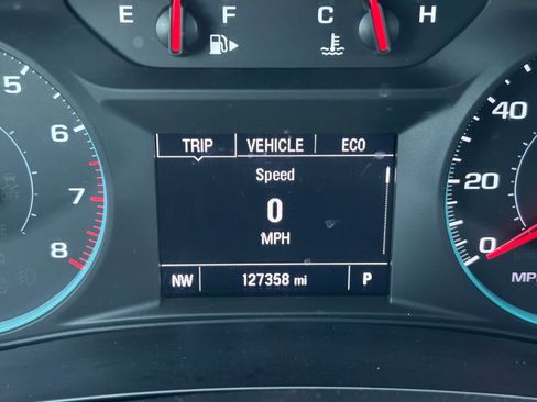 Used 2023 Chevrolet Malibu LT FWD image 25