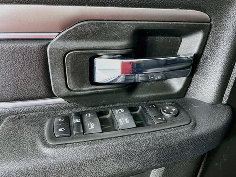 Used 2024 RAM 1500 Warlock AWD/4WD image 23
