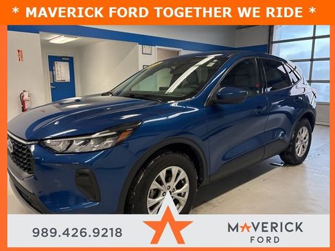 Used 2023 Ford Escape Active w/ Tech Pack #2 image 1