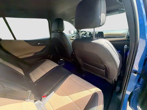 Used 2025 Chevrolet Equinox ACTIV image 30