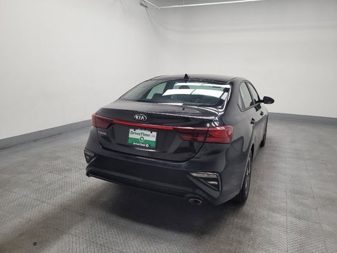 Used 2021 Kia Forte LXS FWD image 7