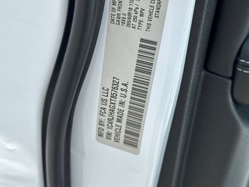 New 2026 Jeep Grand Cherokee Laredo AWD/4WD image 25