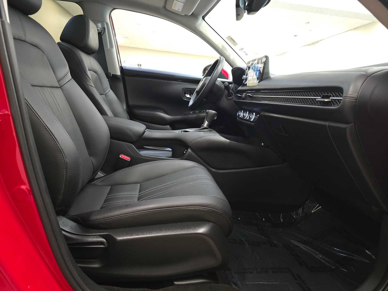 Used 2025 Honda HR-V EX-L image 29