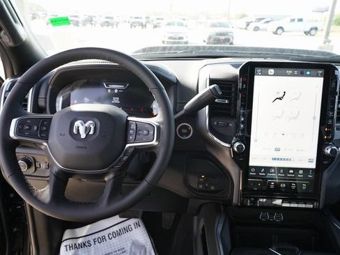 Used 2025 RAM 2500 Laramie AWD/4WD image 19