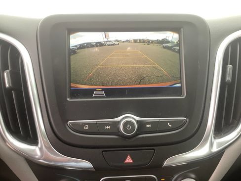 Used 2019 Chevrolet Equinox LS FWD image 26