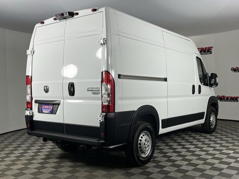 New 2026 RAM ProMaster 2500 w/ Convenience Group image 3