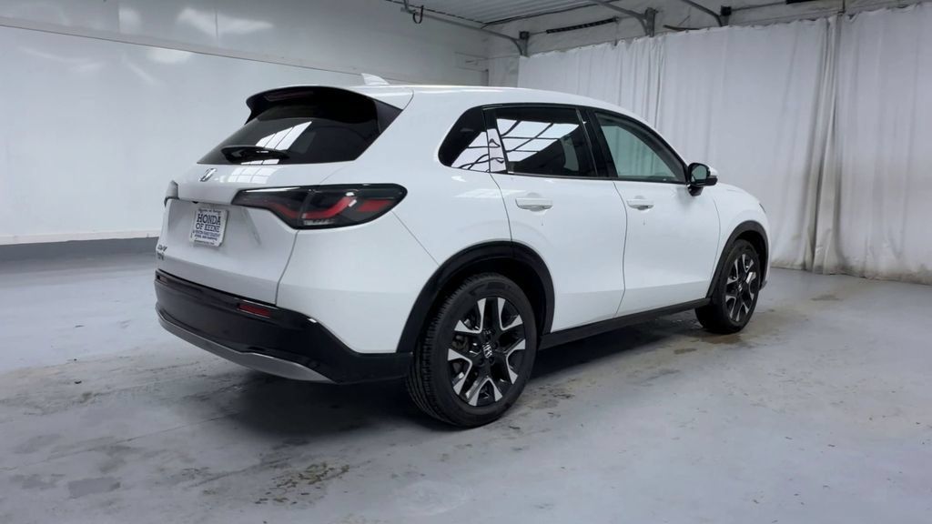 Certified 2026 Honda HR-V EX-L image 8