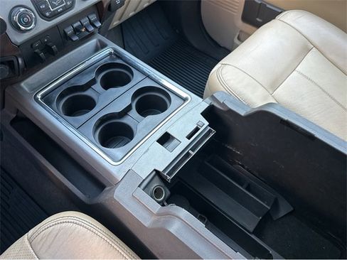 Used 2016 Ford F350 Lariat w/ Lariat Ultimate Package image 33