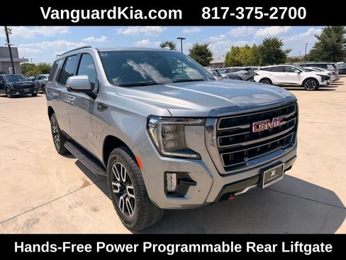 Used 2024 GMC Yukon AT4 w/ Technology Package AWD/4WD image 5