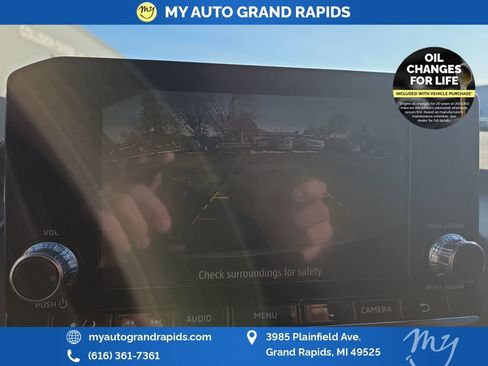 Used 2024 Mitsubishi Outlander ES image 21