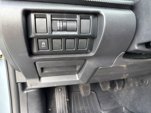 Used 2023 Subaru Crosstrek 2.0i Premium AWD/4WD image 26