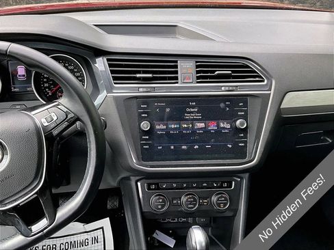 Used 2019 Volkswagen Tiguan SE w/ Panoramic Sunroof Package AWD/4WD image 5