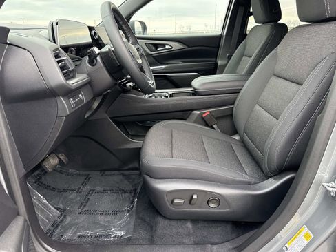 New 2026 Chevrolet Traverse LT w/ Driver Confidence Package image 9