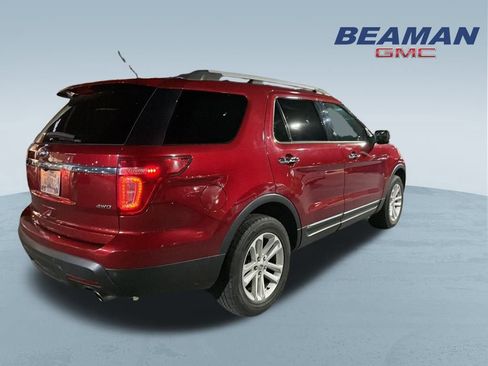 Used 2015 Ford Explorer XLT w/ Equipment Group 202B image 5